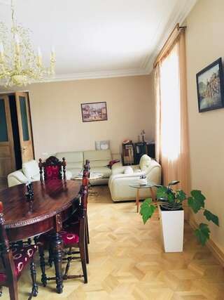 Гостевой дом Eco Holiday House Тбилиси Двухместный номер Делюкс с 1 кроватью-13