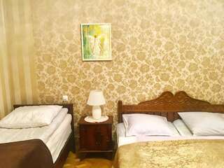 Гостевой дом Eco Holiday House Тбилиси Трехместный номер Делюкс-1